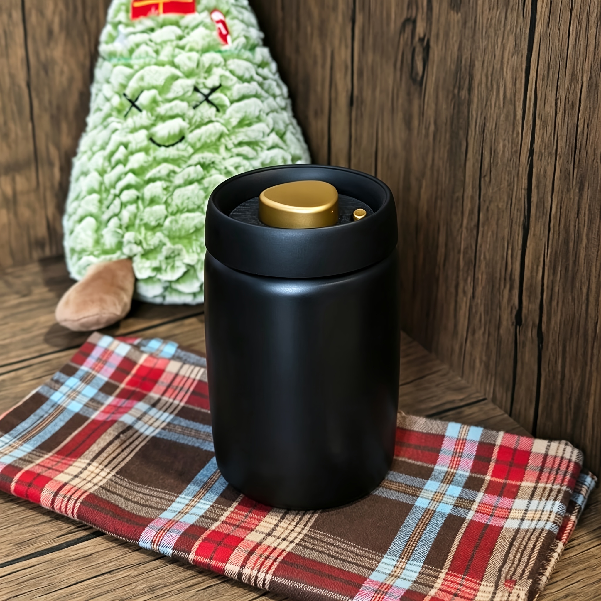 Image of 1 Coffee Bean Vacuum Storage Container Of High-quality And Durable 304 Stainless Steel, Which Is Heat-insulated, Light-proof, And Moisture-proof