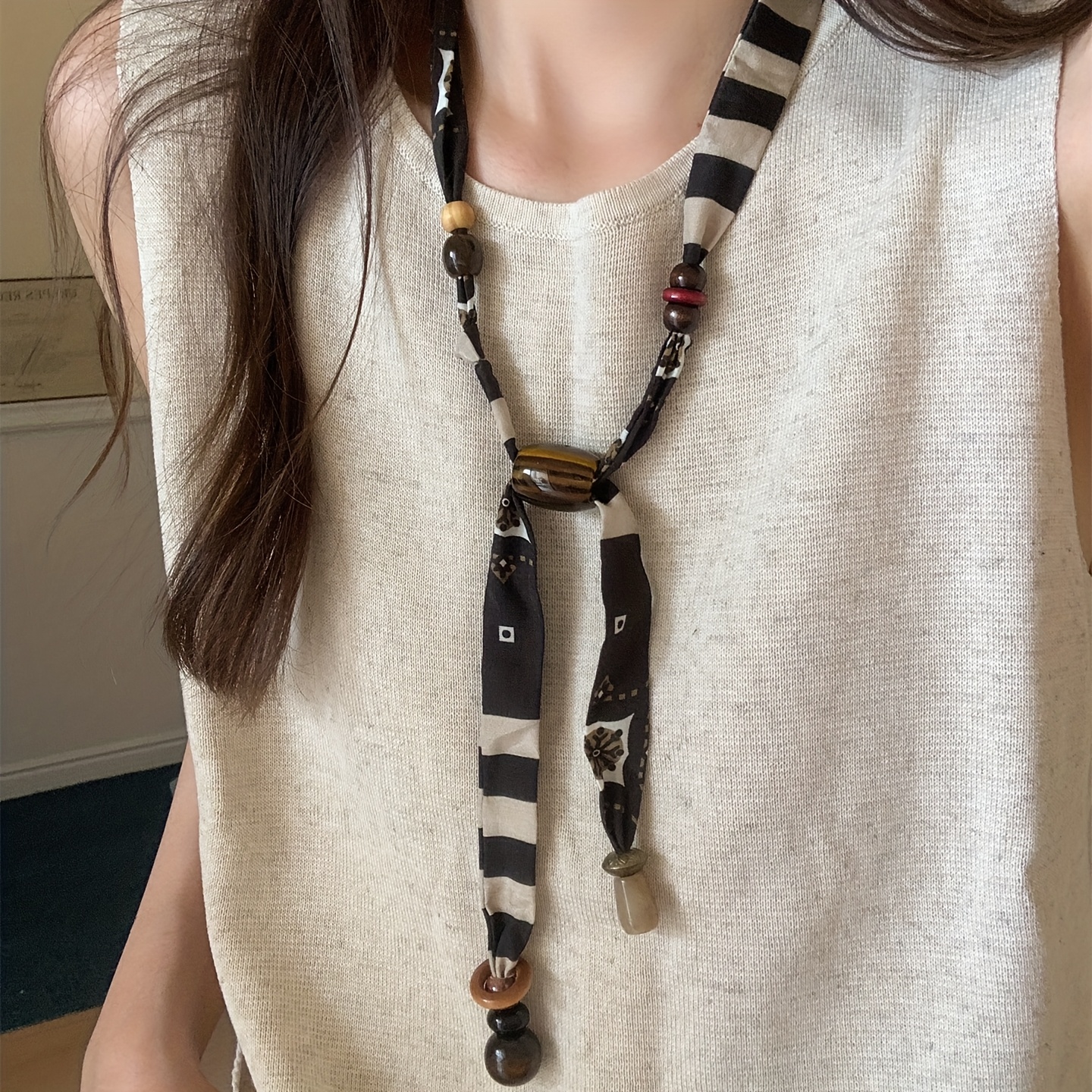 Image of 1pc Of New Women's Autumn And Winter Sweater Chain, Melard Vintage Acrylic Fabric Pull-style Scarf Necklace, Y-shaped Necklace