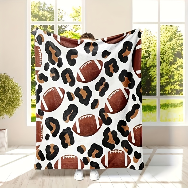 

Soft & Warm Football Print Flannel Blanket - Perfect For Couch, Office Bed, Camping | All-season Multi-purpose Gift Blanket For Bed
