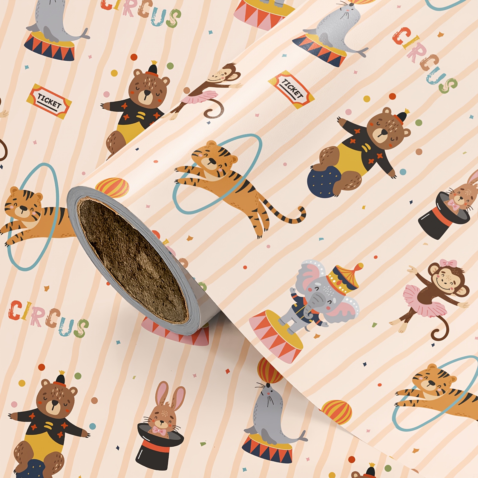 E-shop 1 Rolle Geschenkpapier mit Zirkus-Motiv | Beige gestreifter Hintergrund mit springendem Tiger, Akrobatenelefant, Seehund und Affenmustern zum