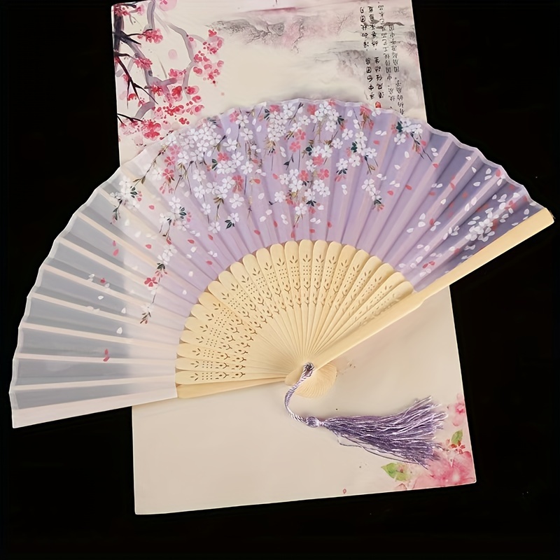 Elegant Vintage Folding Fan, Chinese Hanfu Folding Fan, Each Hole Shape Is Random, And The Position Of The Fan Pattern Is Random