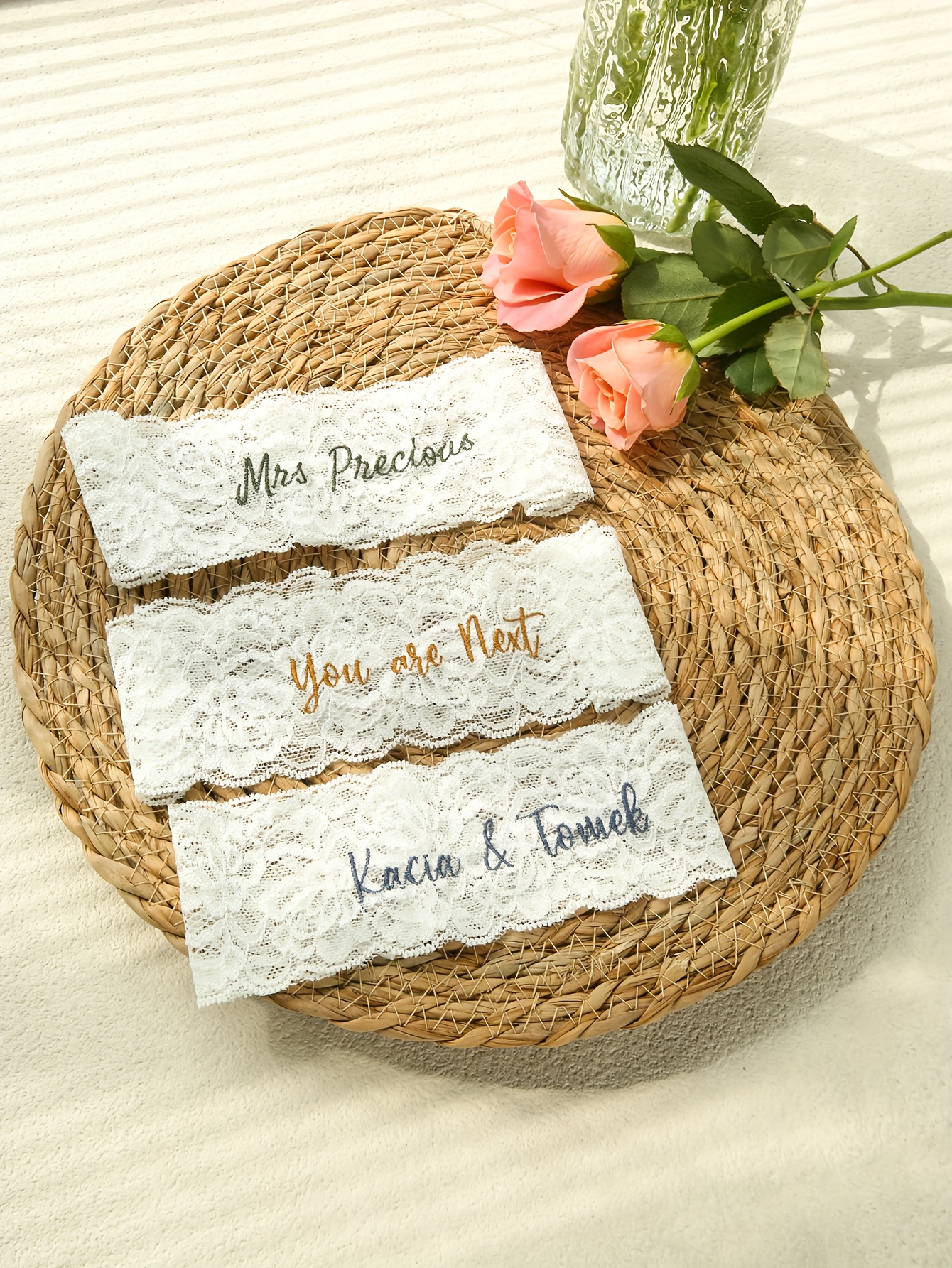 Sheilabox - Liguero de boda personalizado con nombre bordado, cinturón de encaje ajustable y elástico, recuerdo nupcial, regalo para la pierna de la novia