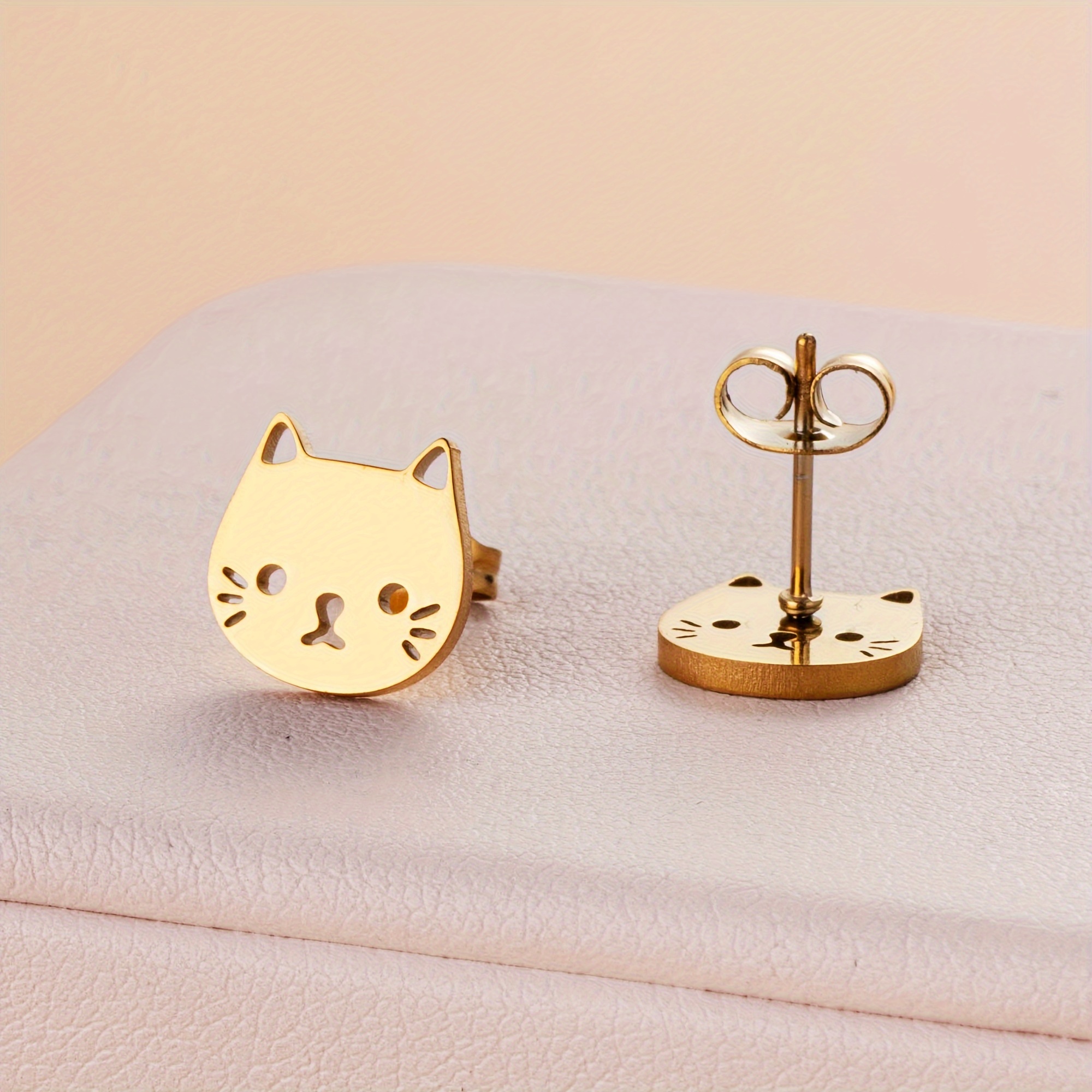 Stainless Steel Cat Shape Daily Wear Women's Ear Studs