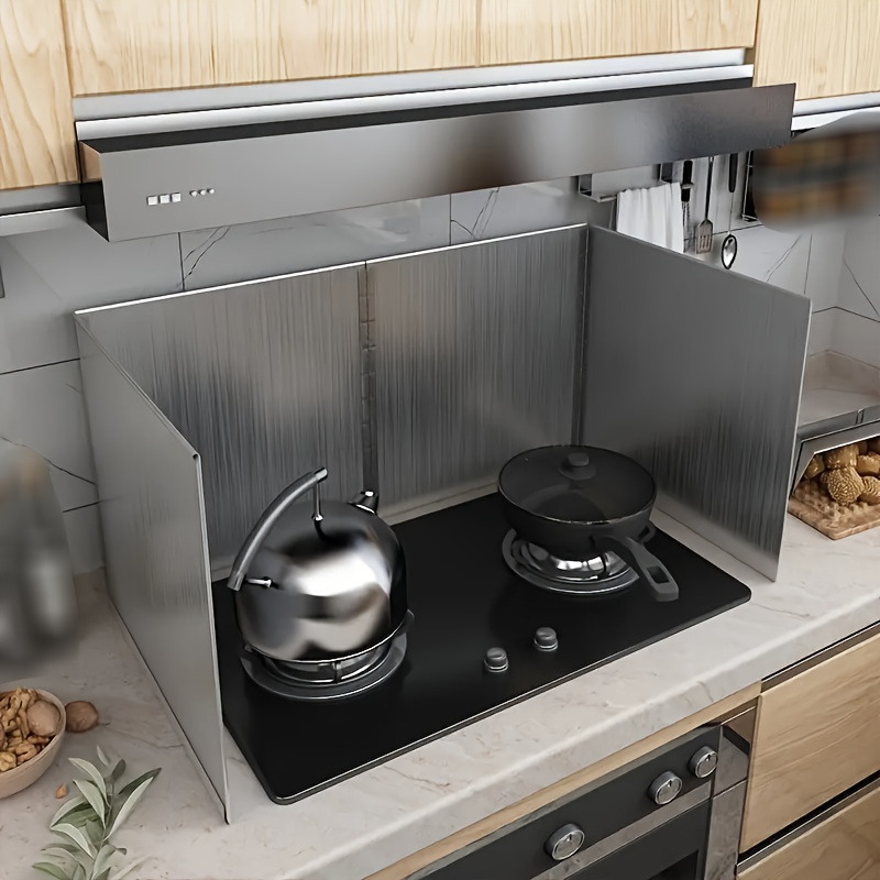 1 heavy duty stainless steel oil splatter guard foldable splatter screen heat resistant space saving design suitable for gas   camping kitchen compatible with gas   easy to clean and store camping cooking