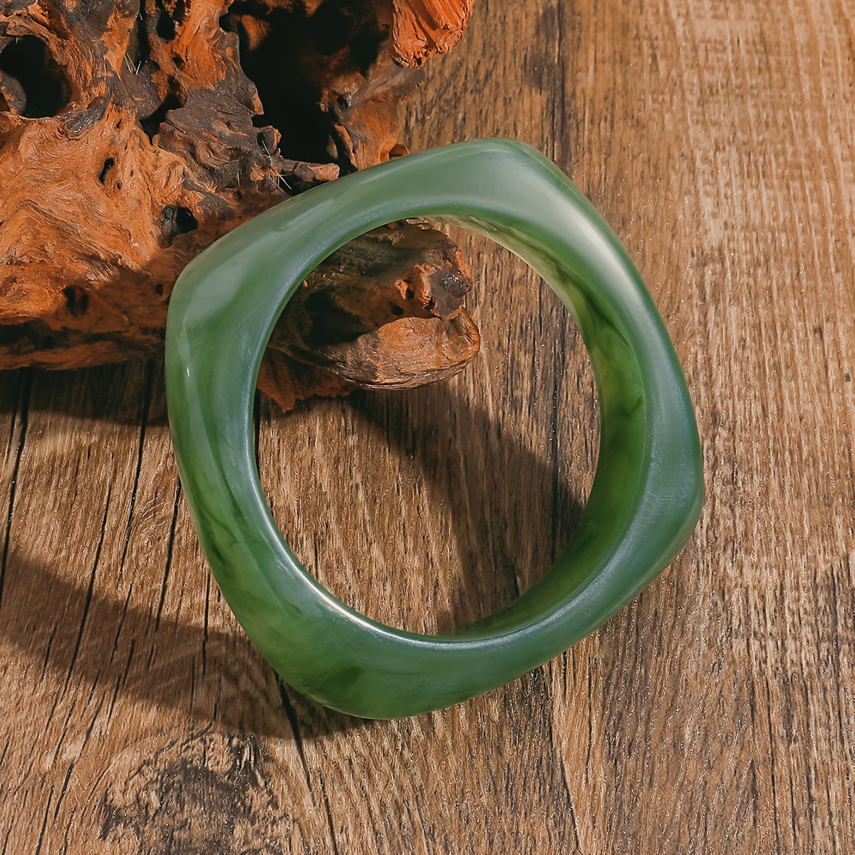 Vintage Simple Versatile Irregular Resin Bracelet