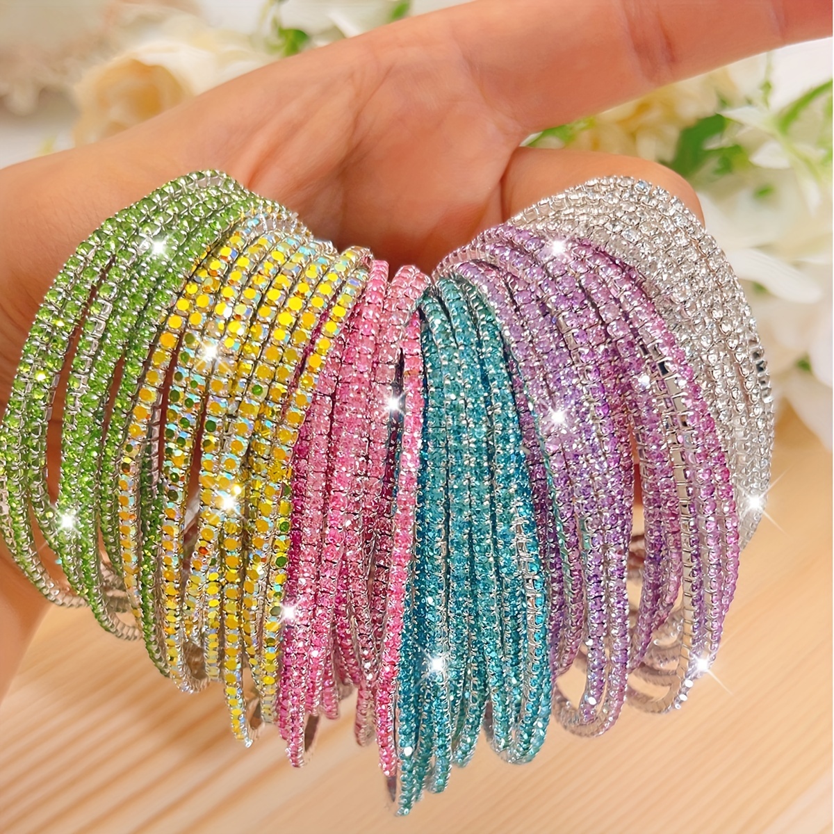 

1 Ensemble de bracelets extensibles fins en strass rose et violet scintillants pour femmes, collection printemps, bijoux fantaisie, cuivre plaqué argent, toutes , style vacances et , pour un .