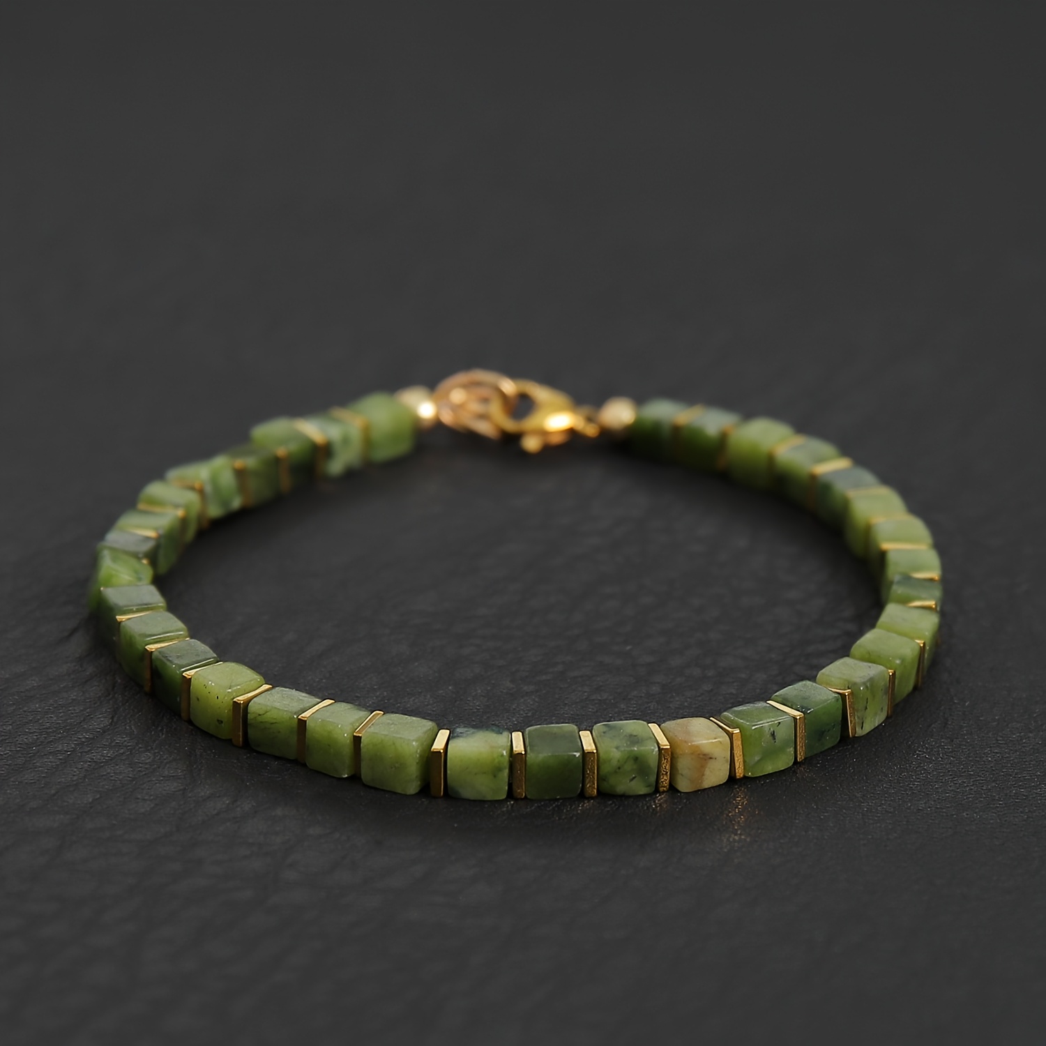 TEMU Bracelet unisexe 1 pièce en pierres naturelles canadiennes carrées perlées, entretoises dorées et fermoir , style bohème , bijou d'été