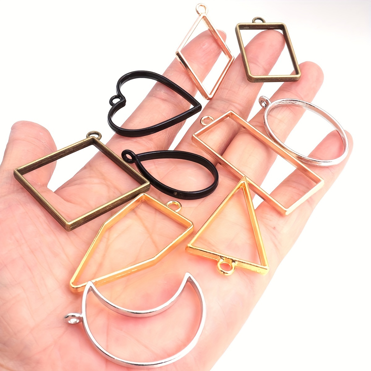 

10pcs 10 styles non-répétitifs Doré / Argenté / Bleu ancien / KC Doré / noir galvanisé géométrique creux pendentif cadre colle résine époxy moule de fabrication bijoux collier pendentif matériaux DIY