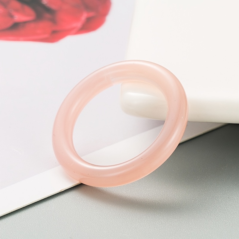 4pc Delicate Smooth Resin Rings Set for Women