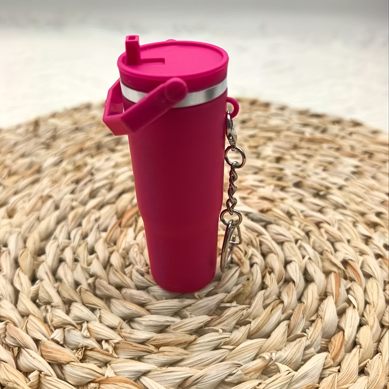 TEMU 1/4/8 Hanging Keychain Decoration Cup Shaped Decoration Can Hold Things Suitable For Diy Water Cups, Bags, And Festival Gifts (color Random)