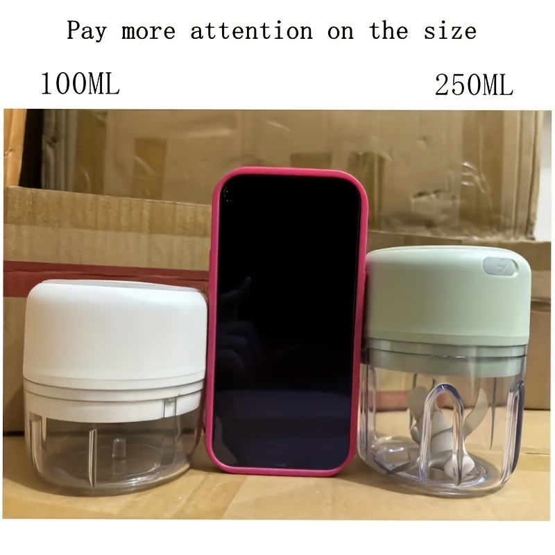 1pc 1set wireless portable electric food chopper mini electric garlic crusher   with this powerful electric garlic chopper 100 250ml usb meat grinder masher Product details 4