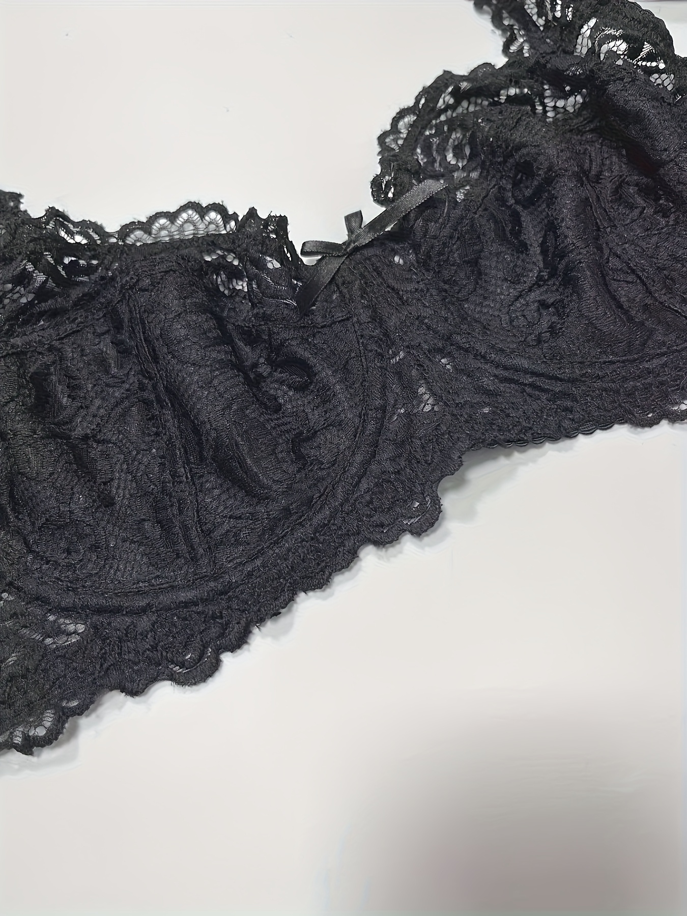 Elegant Plus Size Floral Lace Front Bra - Ultra-Thin, Soft Underwire, No-Pad Design with Contrast Mesh Detail - Perfect Gift for Her, Sexy Style with Lace Patterns