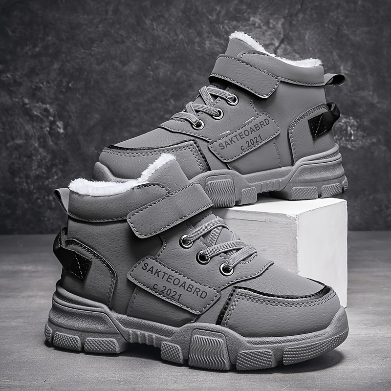 teenage winter snow boots anti slip pvc sole fleece lined   calf boots with random letter number print grey white casual winter footwear for boys girls winter boots teenage footwear round toe design durable footwear for teenager for teenager Product details 3