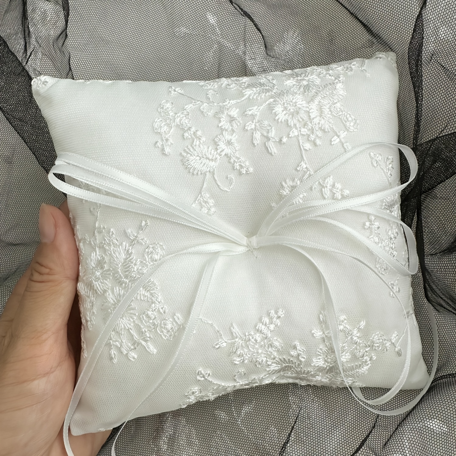 TEMU 1 Square Lace Ring Pad, White Wedding Ring Pillow, Large Bow , Ivory Embroidered Bridal Ring Pillow, Suitable For Engagement, Wedding, Christmas