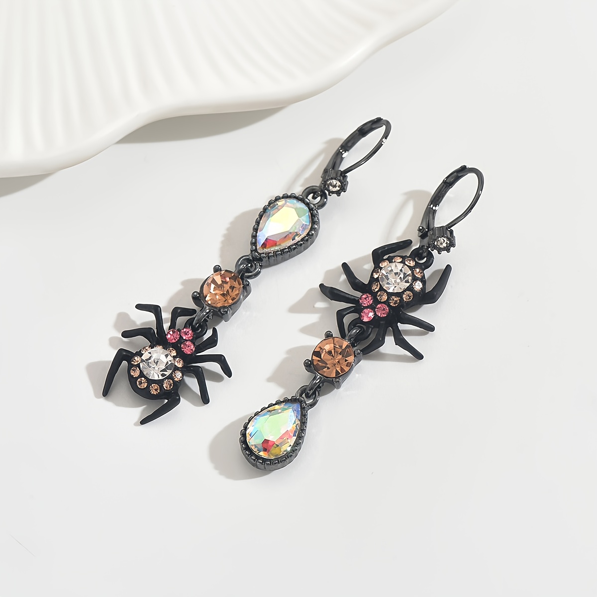 TEMU Une paire de boucles d'oreilles vintage araignée AB pour Halloween