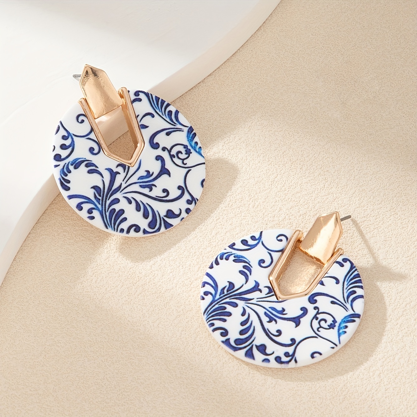 TEMU A Pair Of Artistic And Porcelain Earrings, Handcrafted With , Unique Stud Style, Versatile For New Chinese Aesthetics, Exuding A Sense Of
