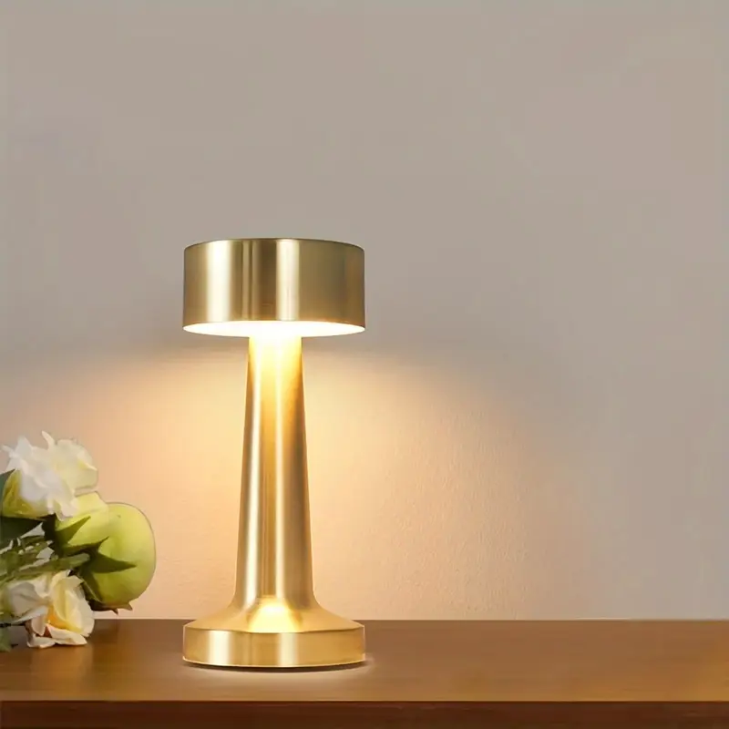 Lampe de table fil, Lampe de couleurs, Lampe de table de lhôtel avec chargement fil, Lampe dambiance de restaurant et bar avec tactile, Lampe de table simple rétro européenne détails 4