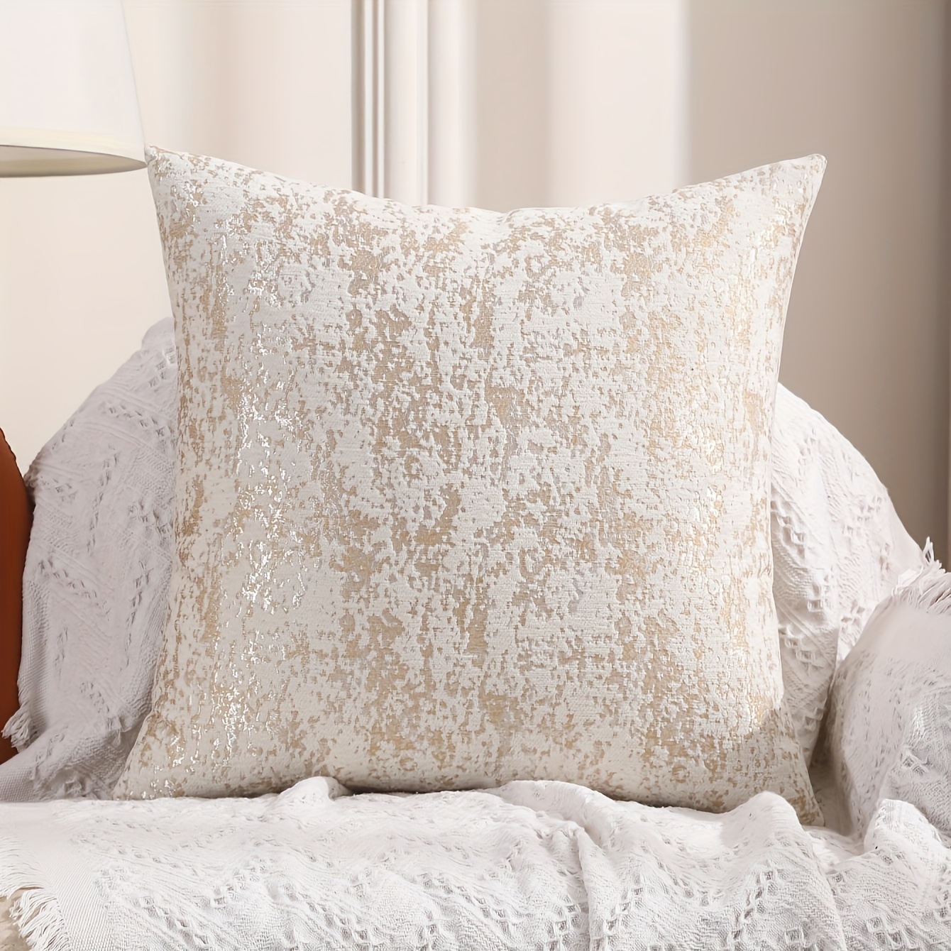 Image of 1pc Golden Pillowcase Chenille Jacquard 20 X 20 In