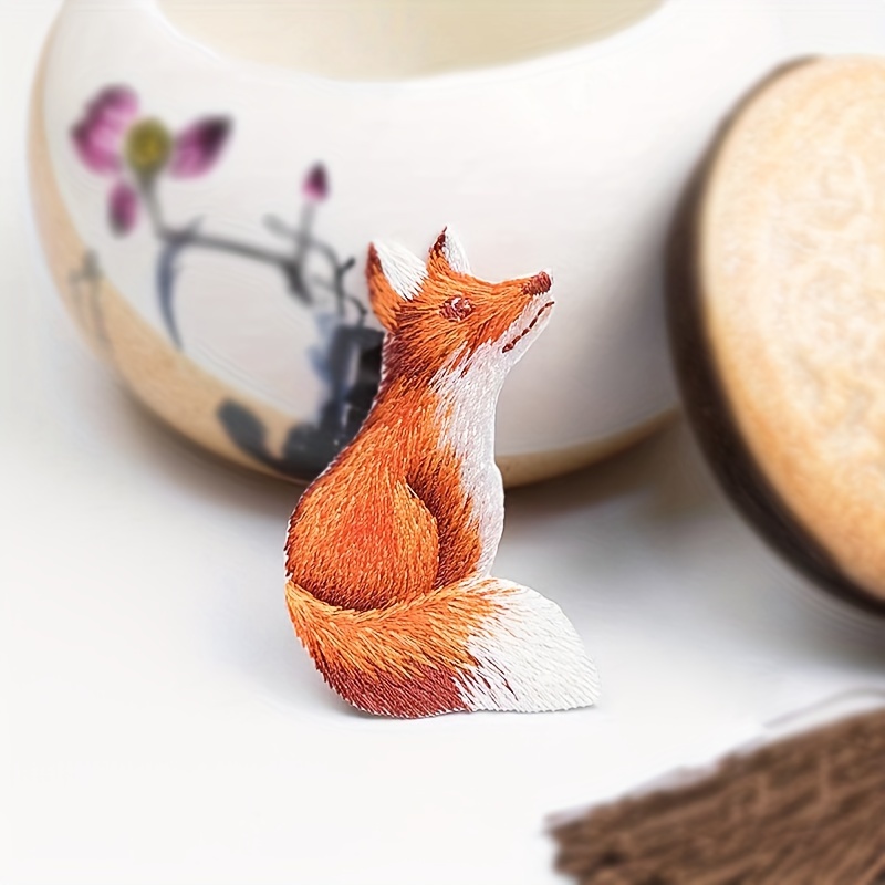 Fox Fabric Patches For Sewing, Embroidered Appliques For Craft Projects On Clothing Like Jackets, Jeans, Long Pants, Dresses, Backpacks, And Hats