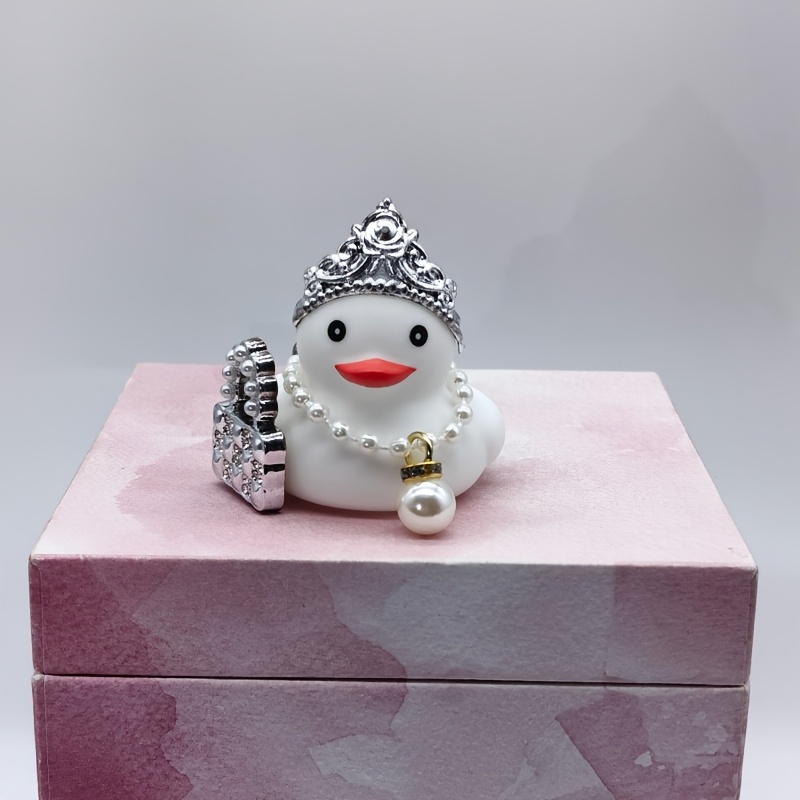 TEMU Pearl Handbag Duck Princess Statue - Durable Plastic Material, Duck Accessory Ornament, Ideal Car Console Decor, Perfect For Living Room, &