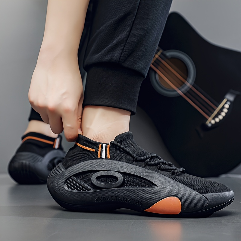 Men's Versatile Sneakers, Lightweight and Comfortable Men's Shoes, Low-Top Lace-Up Design, All-Season Sneakers, Suitable for Running, Workouts, and Daily Casual Wear LD920