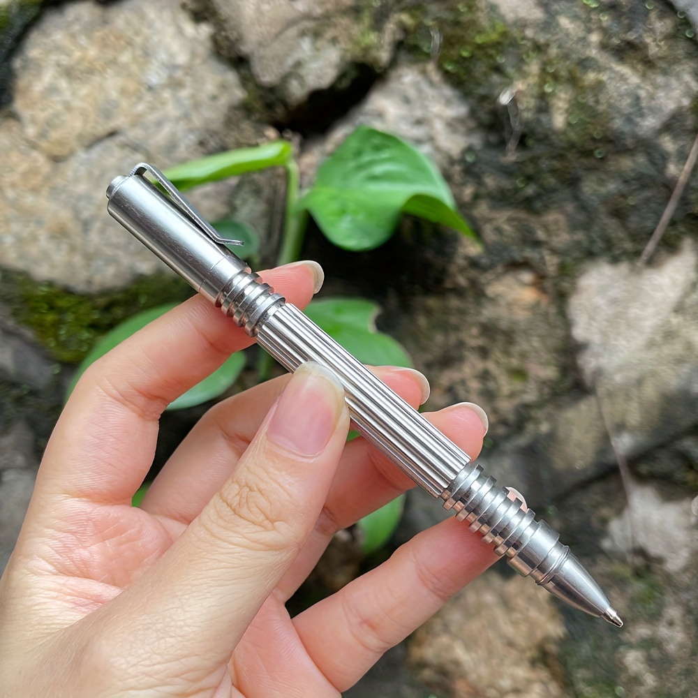 

Stylish writing tool made of stainless steel, perfect for men, ideal for outdoor use, a unique gift for friends