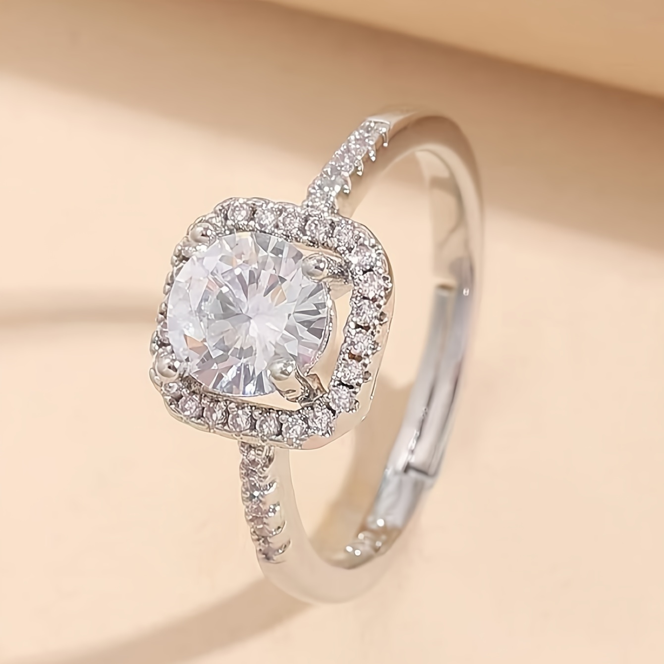 

Square Design Copper Ring With Synthetic Zirconia Suitable For Daily Women