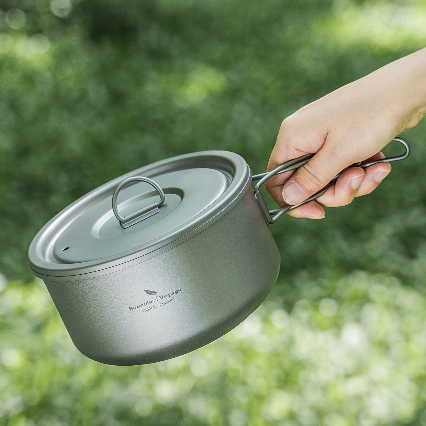 Voyage 1000ml Pure Titanium Camping Pot - Lightweight, Portable Outdoor Cookware For Hiking & Picnics