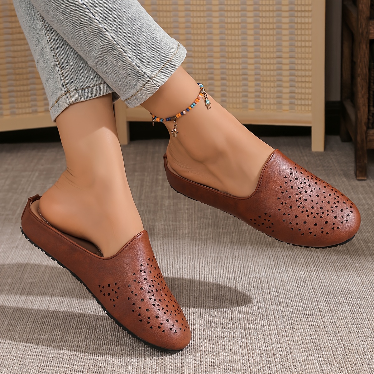 

Fashion Half Slipper Women's Outdoor Soft Bottom Comfortable Flat Bottom Mule Shoes