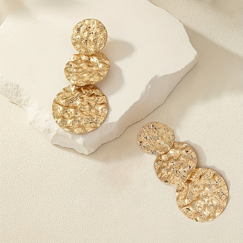 2pcs Sexy Geometric Round Dangle Earrings Textured Golden Finish Iron Material