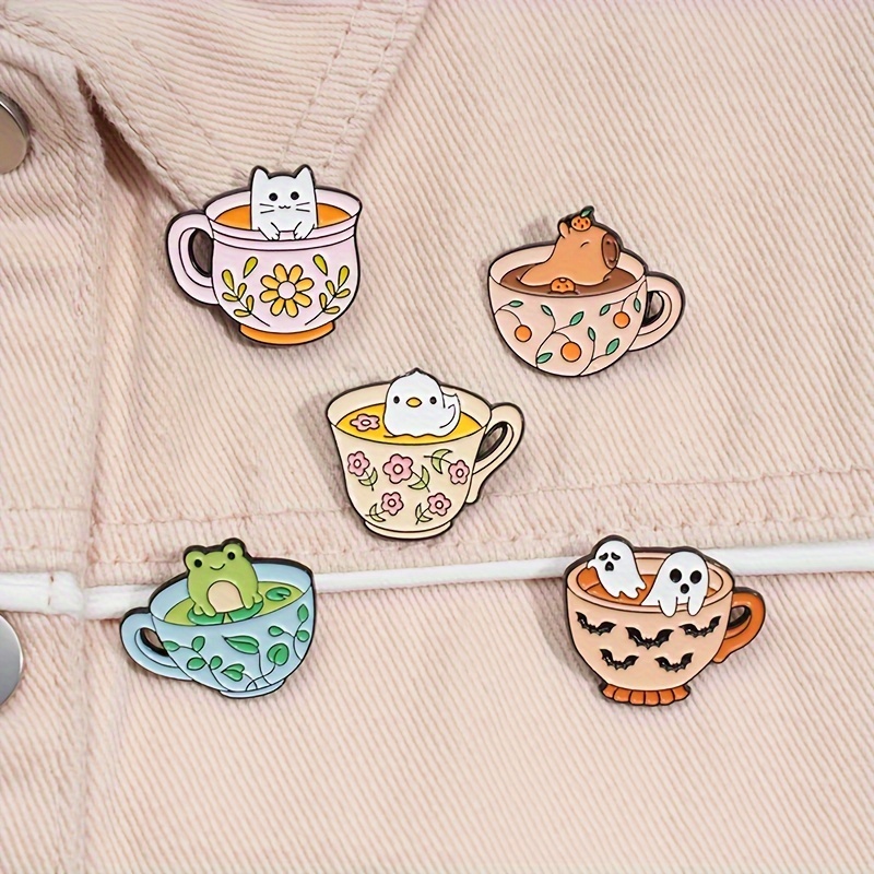 

Cartoon Tea Cup Brooch Pins Set – Cute Alloy Cat, Frog, Duck Enamel Badges For , Gift Accessories – 1/5pcs Metal Lapel Pins, No Plating, All