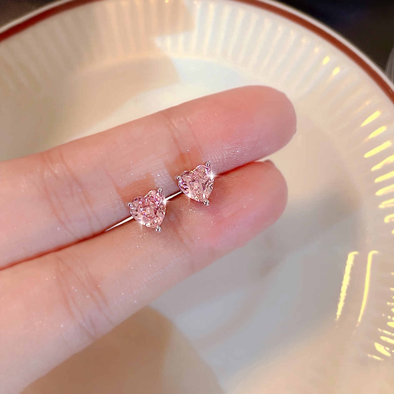 

1 Pair Vintage -shaped Stud Earrings, Alloy With Copper Ear Needle, For Women, For Daily And Party