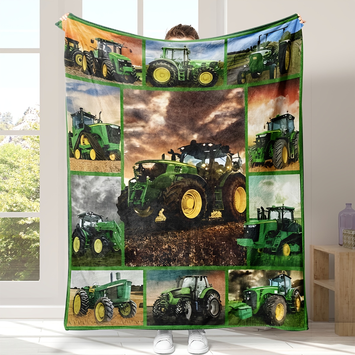 

1pc Tractor Blanket, Eleven Grid Farm Theme Flannel Blanket, Suitable For Sofa Bed Interior Cover Carpet ( Tractor, 150 × 200cm)