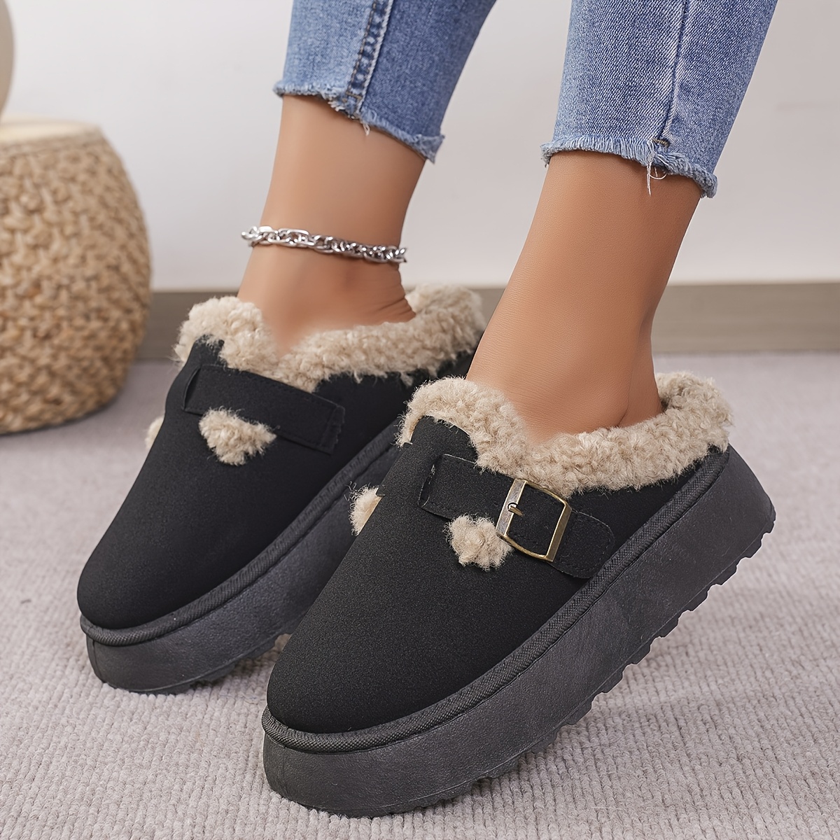 

Women's Comfortable Ankle Boots With Plush , Casual Strap Design, Solid Color Short Boots For Winter - Cover Upper,