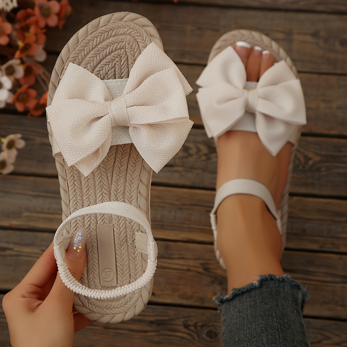Image of Flat Sandals For Women A Single Color And Have A Cozy Bow Detail, Ideal For Holidays Or Beach , And Are Lightweight Eva Soles., Women Shoes