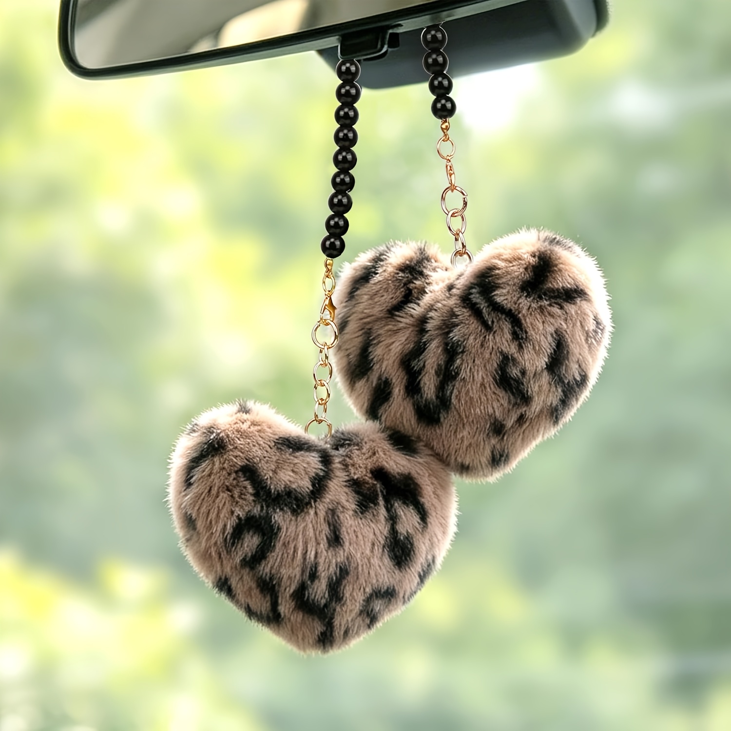 TEMU Accessoires de suspension pour rétroviseur de voiture de cœur léopard duveteux, paire de pendentifs de cœur moelleux avec chaîne de perles de