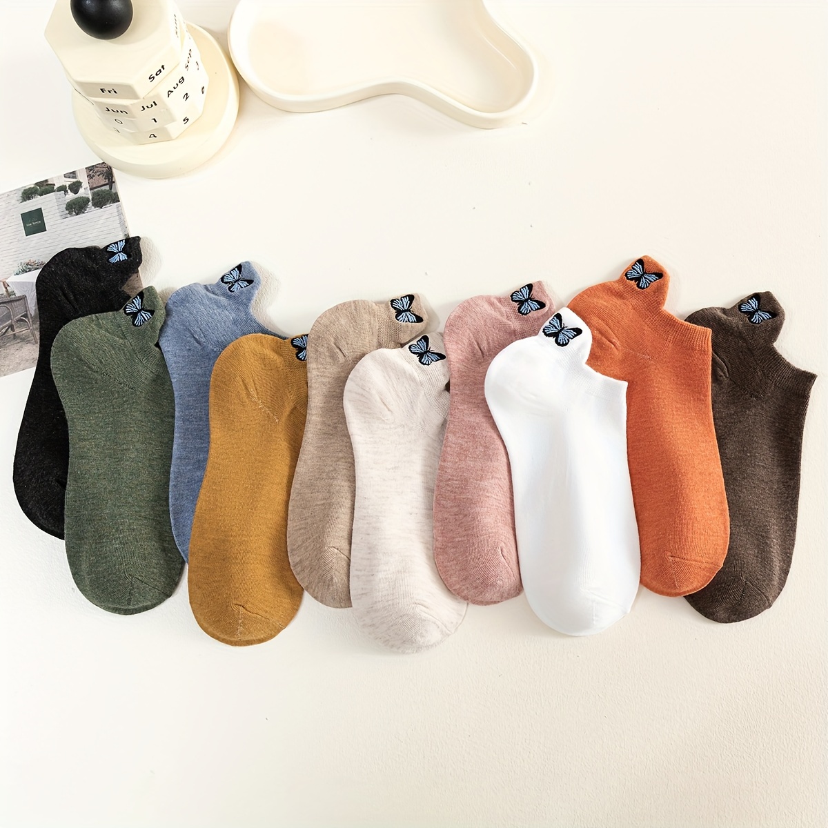 10-pack Women's Embroidered Breathable Socks