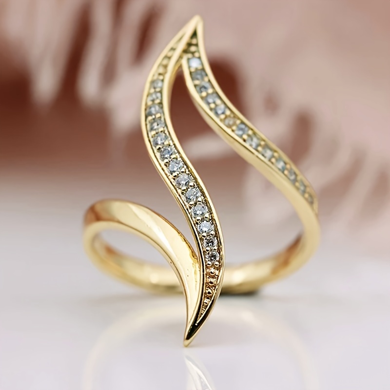 [18K Golden Plated Ring] Fashionable And Stylish 18K Golden Plated Zirconia Inlaid Ring • Exquisite Women's Daily Casual Party Banquet Birthday Gift