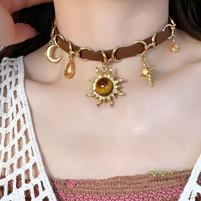 TEMU A Stylish Retro Bohemian Brown Blazing Sun Starburst Women's Choker Necklace Suitable For Daily Wear, Vacation, And Parties, A Gift For And