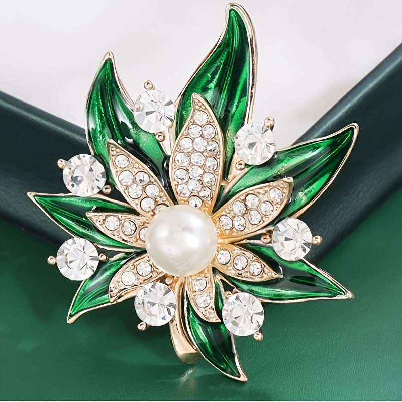 Emerald Green Maple Leaf Enamel Brooch
