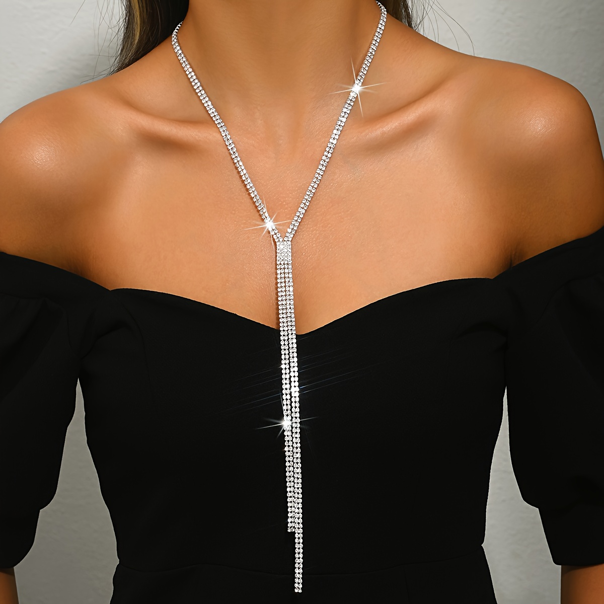 E-shop 1 Stück stilvolle elegante lange V-Ausschnitt Halskette mit glänzenden Strasssteinen für Damen, Party-Prom- oder