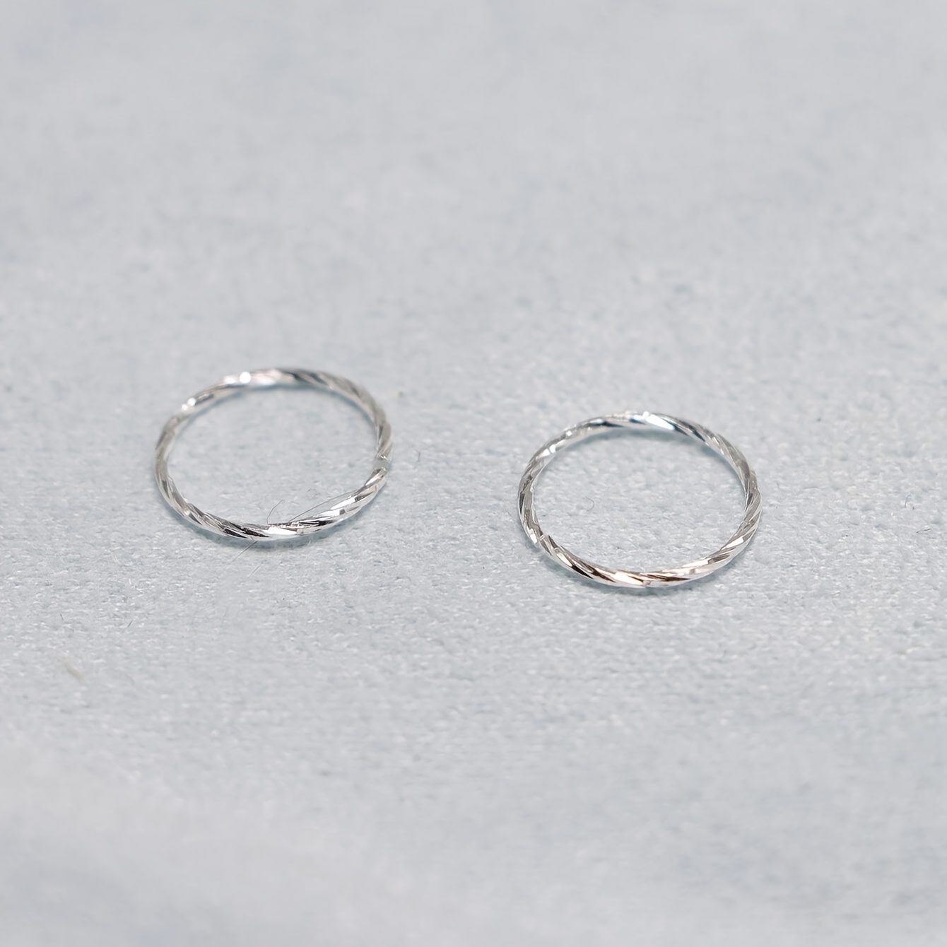 Image of 2pcs Fashion Easy Style Steel Easy Twisted Braid Design Nose Ring - Suitable For Men And Women Daily Wear Micro Cartilage/helix Nose And Ear Lobe Tragus Piercing Jewelry