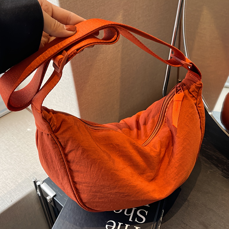 TEMU Sac banane léger pour femmes avec bandoulière ajustable et fermeture éclair - Sac banane en nylon idéal pour les quotidiens, les courses, les