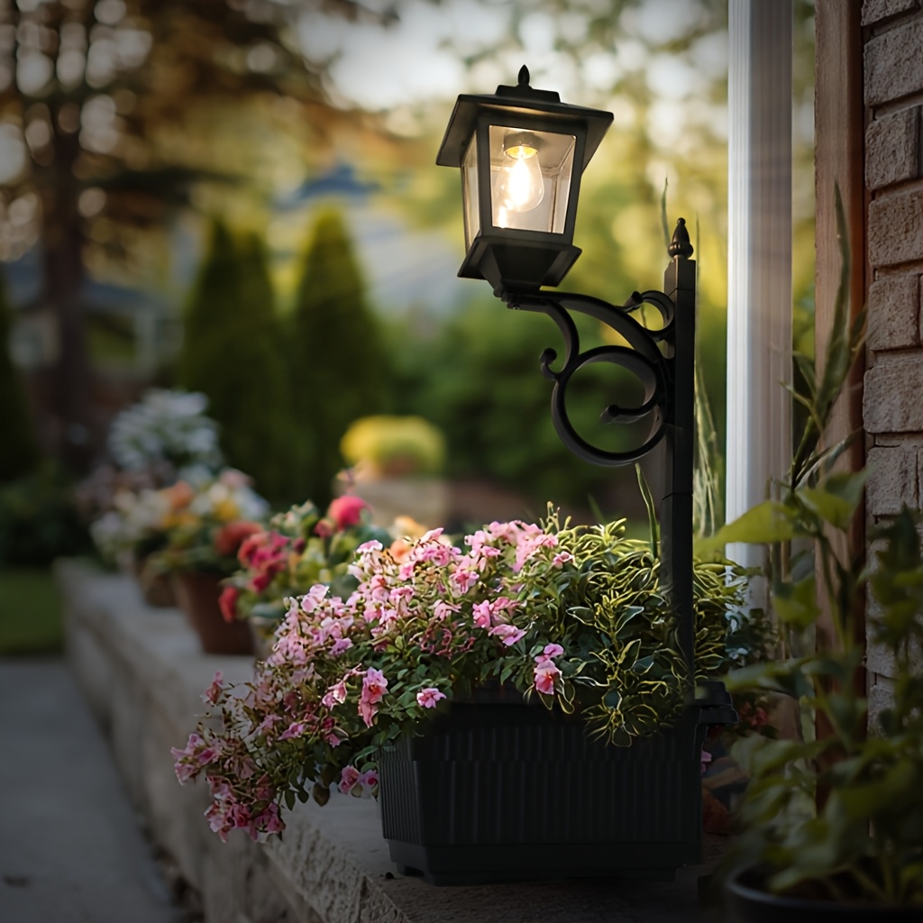 Stunning garden lighting fixture