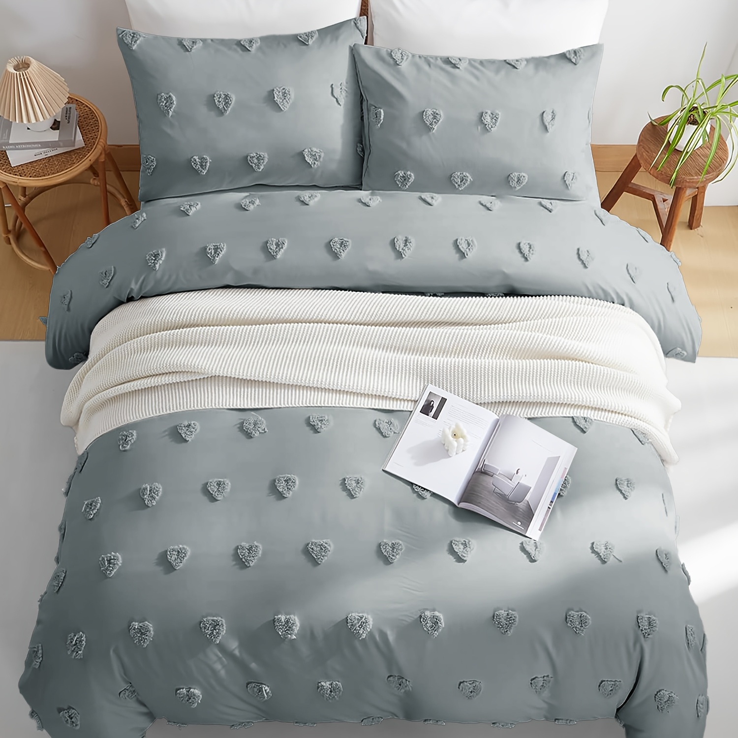 Image of Bohemian Embroidered Heart Boho Bed Duvet Cover With High-quality Microfiber Plush Pattern And Zipper, Comfortable And , Soft And Fashionable Bedding 135-220 Sizes Pillowcases 80 * 80