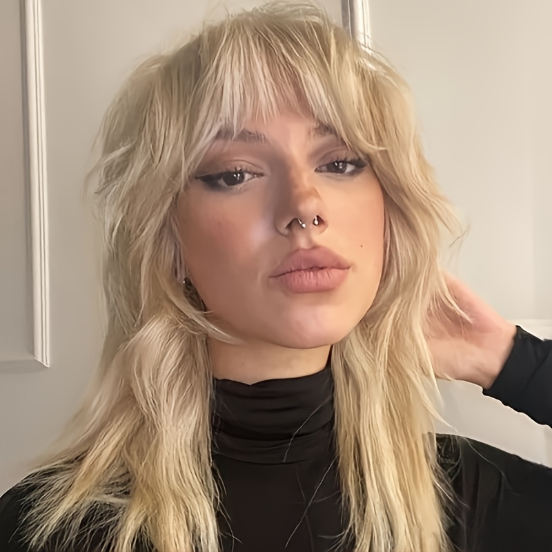 Image of Modern Short Wavy Bob Head Wig, 80s Bob Wig, Cut Wig With Bangs, Synthetic , Golden Highlights, 14 Inch Bob Haircut (golden), Carnival Wig