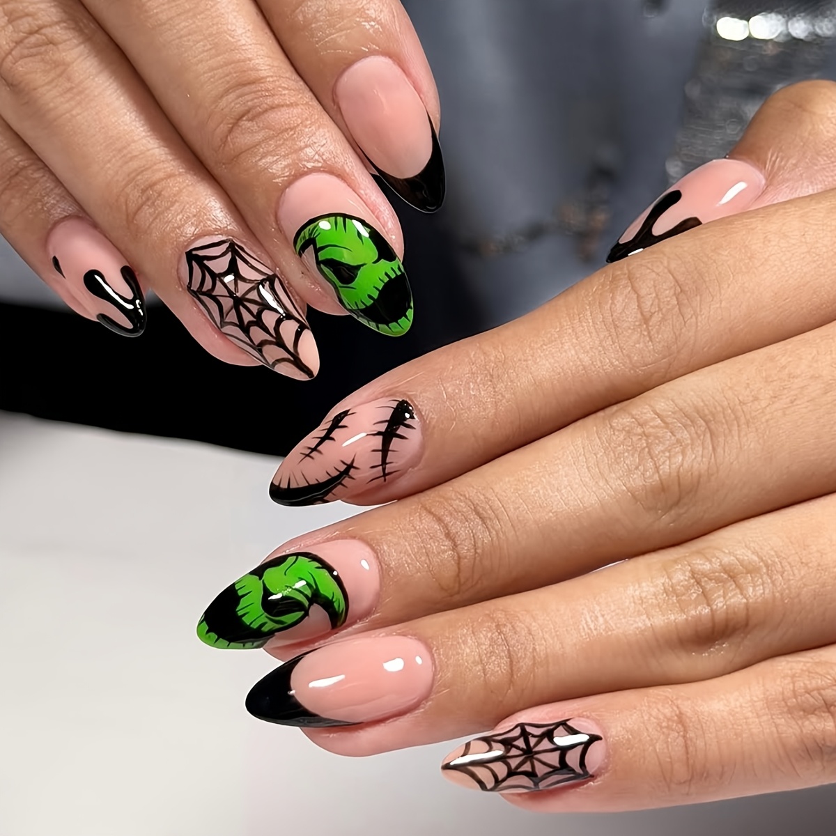 TEMU 24pcs Press-on Nails Suitable For Halloween Parties - Spiderweb, & Clown Design With Almond & Square Shapes, Tool Kit Included | Tips For Men &,