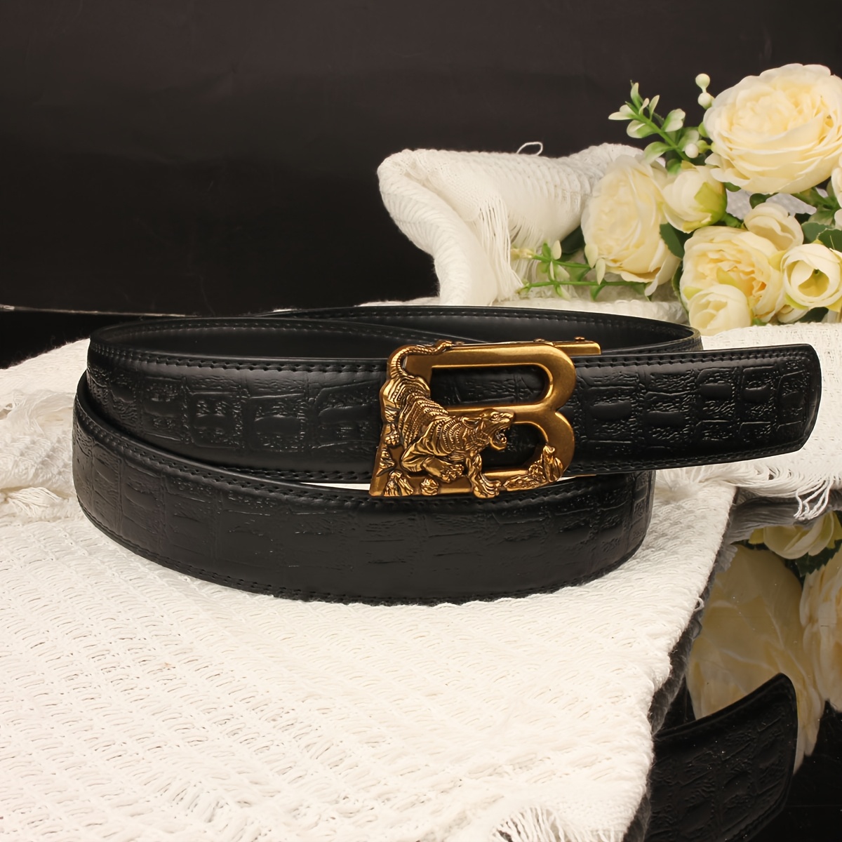 Powerful Tiger B Buckle Men's Belt with Crocodile Pattern