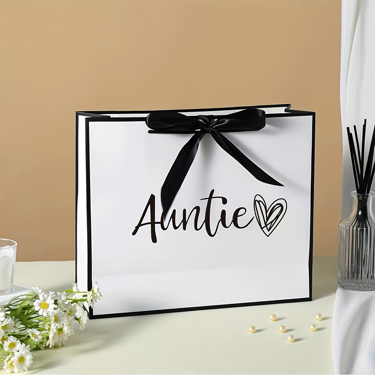 Image of 1pc Auntie Gift Bag For Birthday, Christmas - Lightweight Foldable Paper Handbag With Ribbon, Elegant Aunt Gift From Niece/nephew, Easy To Carry With Handle (english Label)