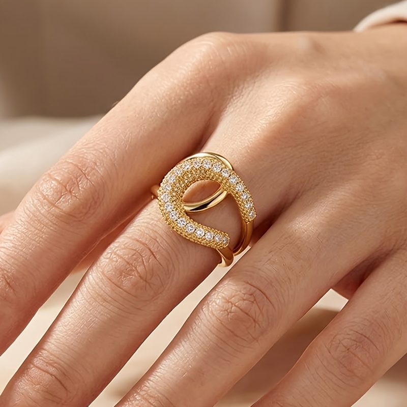 Fashionable Light Luxury Double Halo Twisted Women's Ring